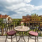 Apartment With Parking Space - 14153
