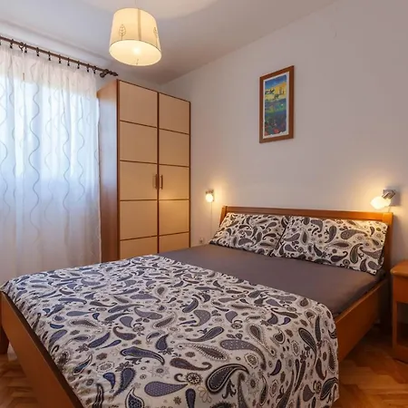 With Parking Space - 14153 Apartman *