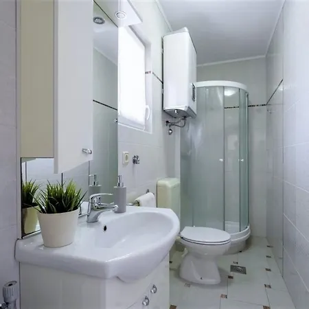 With Parking Space - 14153 Apartman Rovinj