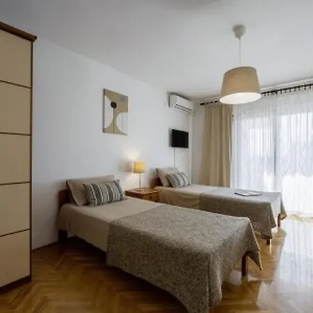 Apartment With A Parking Space - 14153 Rovinj