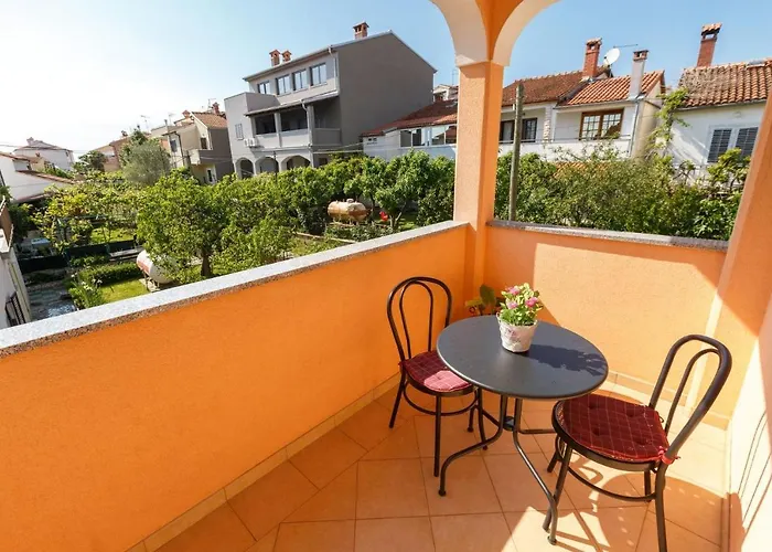 Apartamento With Parking Space - 14153 Rovinj